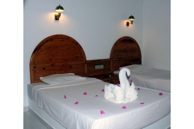 Pensee Royal Garden Beach Resort El Qoseir Exterior foto